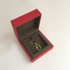 High Quality Custom Logo Jewelry Box Gift Box in Stock