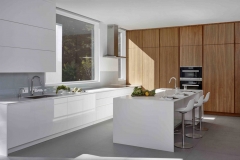 High gloss white lacquer and timber tone kitchen cabinet design-Allandcabinet