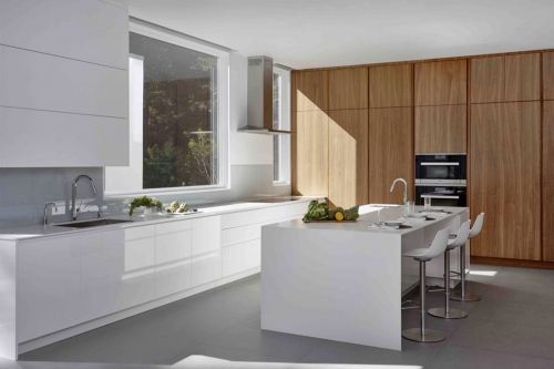High gloss white lacquer and timber tone kitchen cabinet design-Allandcabinet