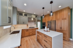 Rift cut oak and light grey pained shaker door-Allandcabinet