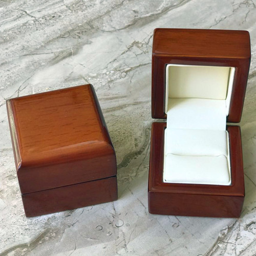 Timber Small Ring Box
