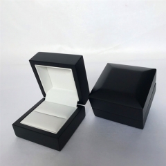 Timber Beveled Edge Ring Box