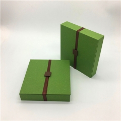 G Series Wood Necklace Box with Magnet