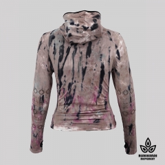 Tie-Dye Strechy Top with A Hood and Embroideris on Sleeves