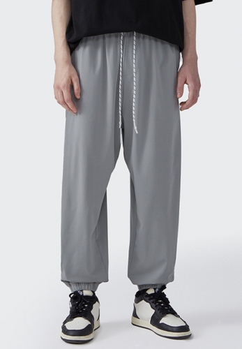 2022 new tide drape thin light pants loose bundle foot solid color men's casual pants