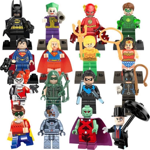 16Pcs DC Super Heroes Batman Wonder Woman Superman Aquaman The Flash Compatible Building Blocks Mini Figure Toys
