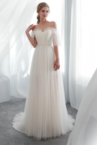 Tulle Beach Wedding Dresses with Elbow Length Sleeves