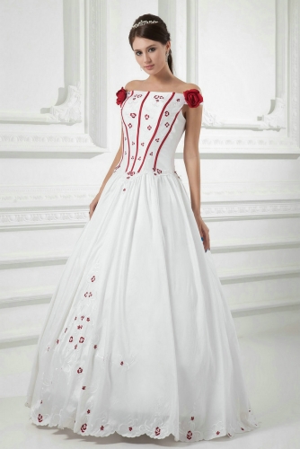 Ivory Ball Gown Wedding Dresses with Red Embroidery