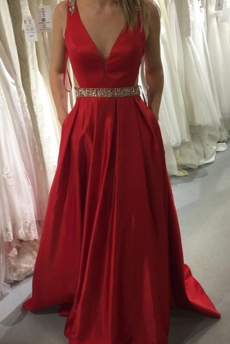 Sleeveless Dark Red Long Prom Dress with Beading