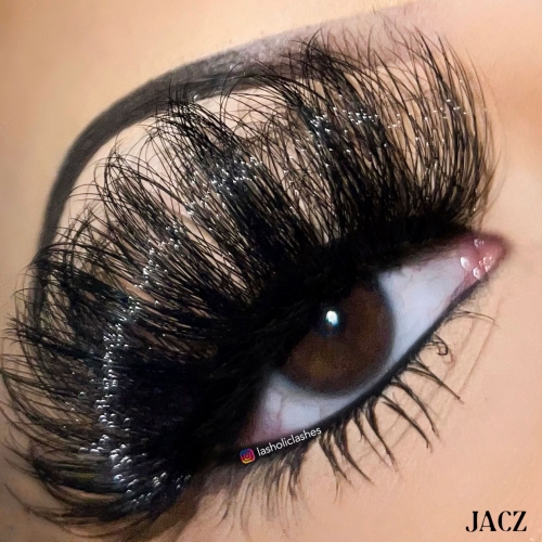 JACZ (30MM Russian Curl Lashes)