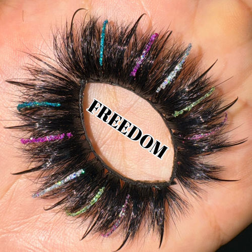 FREEDOM (20mm Glitter Lashes)
