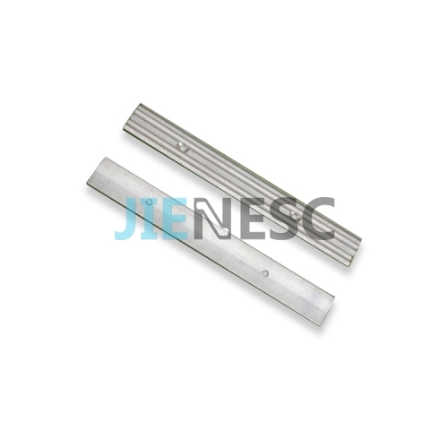 DEE1703984 A4 escalator Comb Plate Cover Strip for