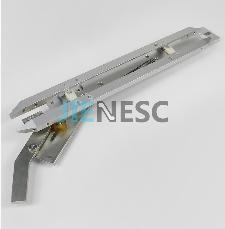 F3 elevator door vane for