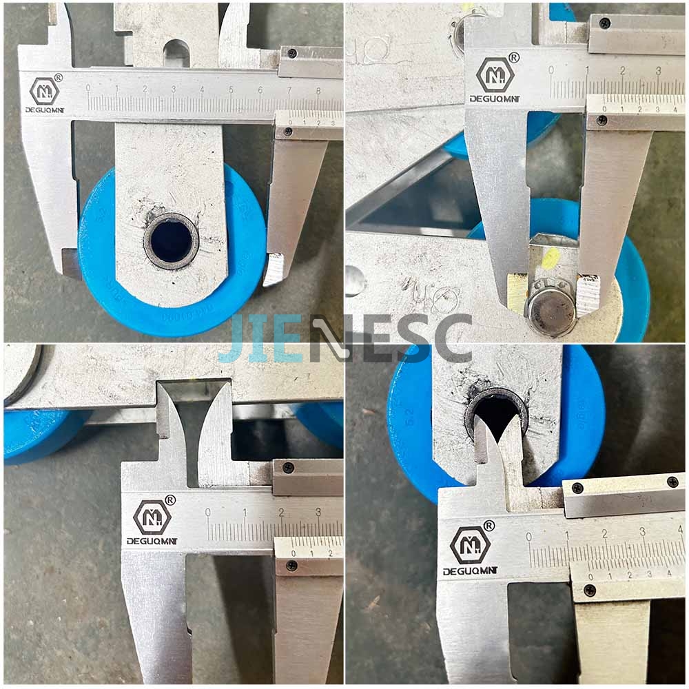 SJEC 135.5mm 180KN Travelator Pallet Chain