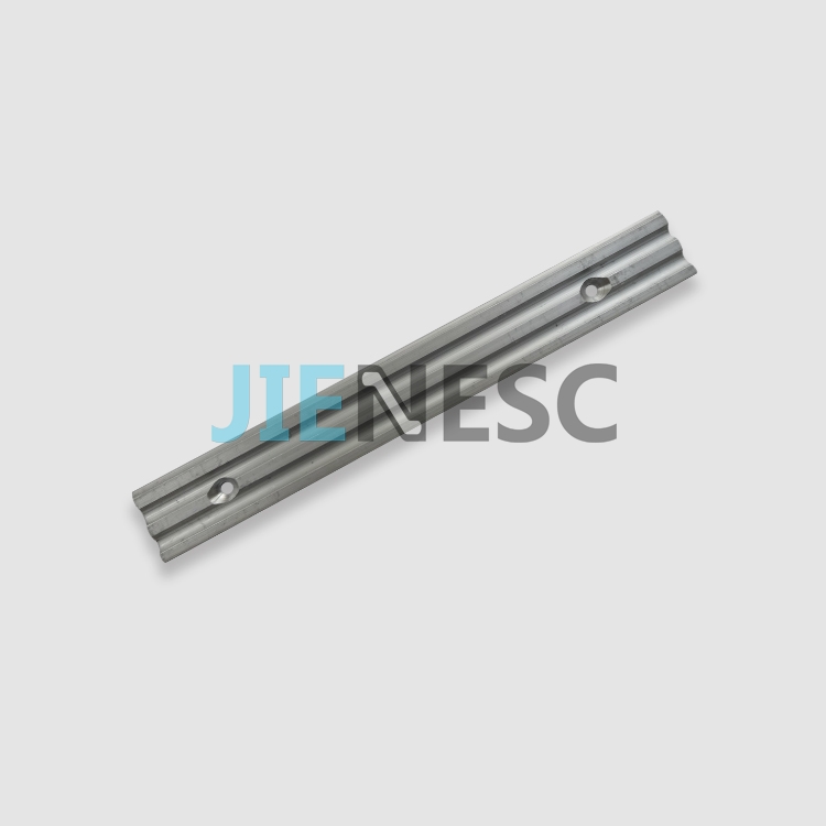 KM5002055H01 Escalator Comb Plate Cover Strip