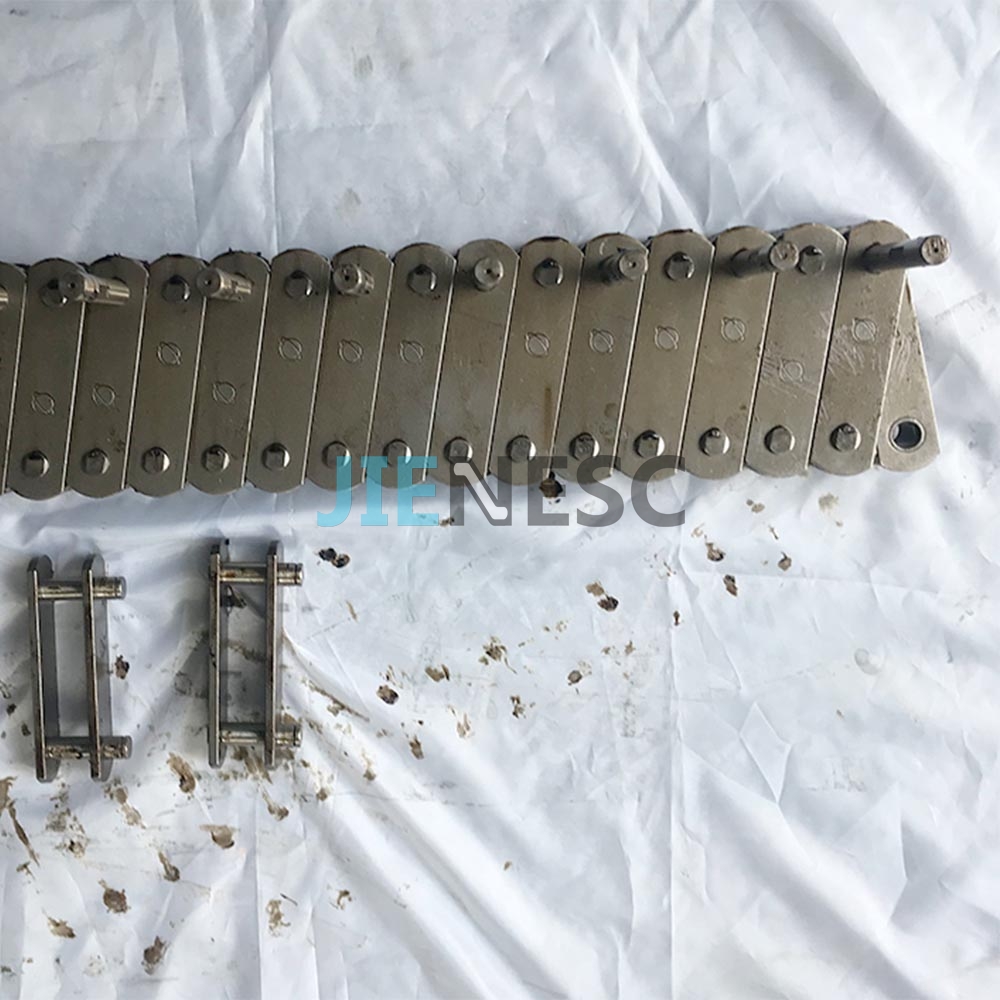 57 150KN 101.244mm Escalator step chain from factory