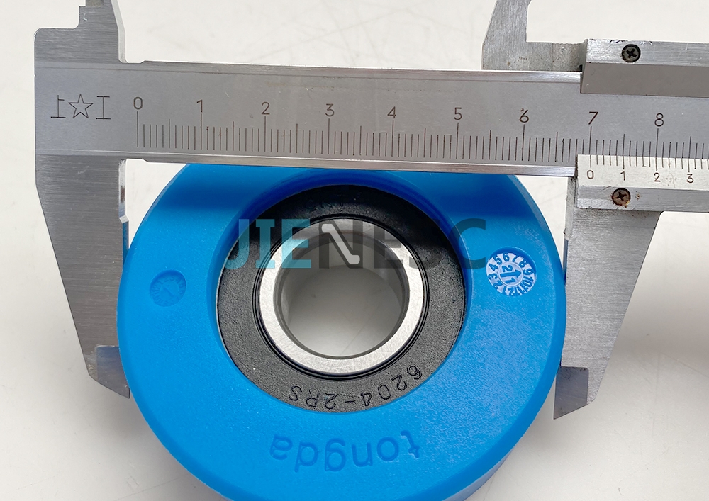 70*25mm 6204 escalator roller from factory