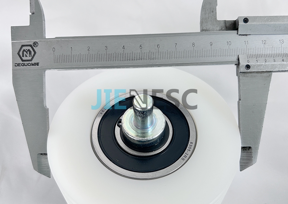 1709154000 1709736500 110*60mm 6305-2RS escalator handrail v-belt roller from factory