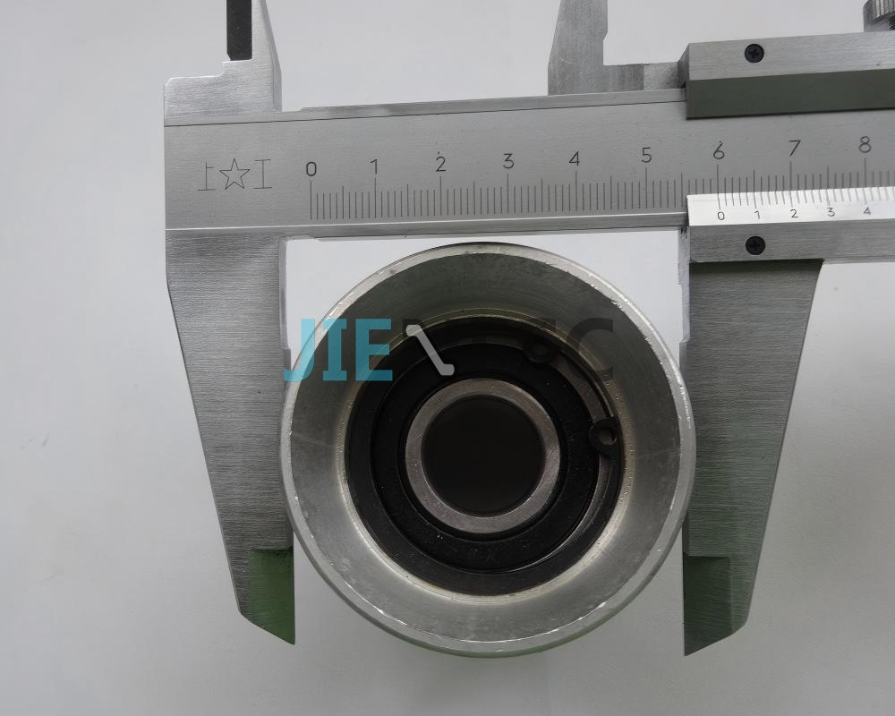 64*60mm 6204 Escalator Handrail Roller From Factory