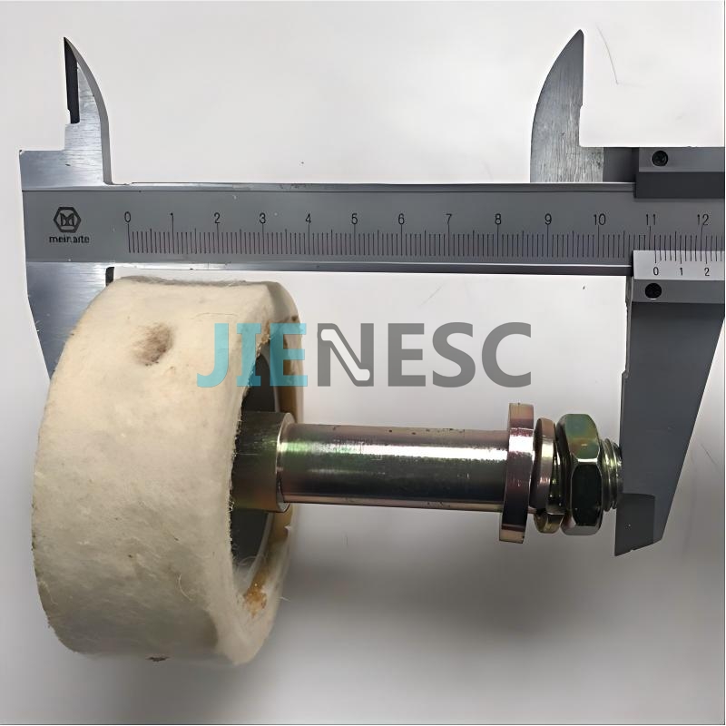 82*37mm Escalator Cleaning Roller With Bolt From Factory