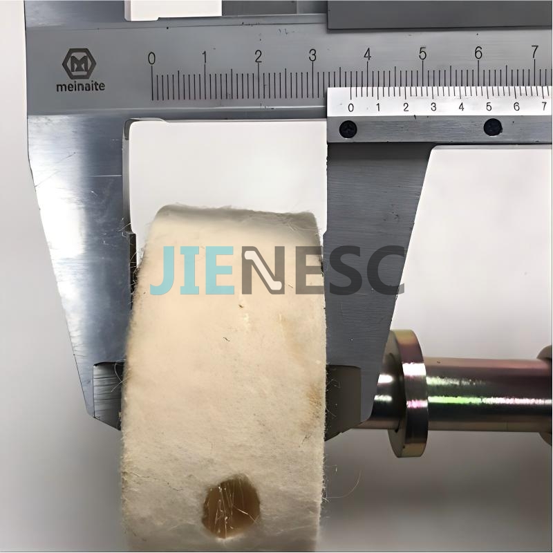 82*37mm Escalator Cleaning Roller With Bolt From Factory