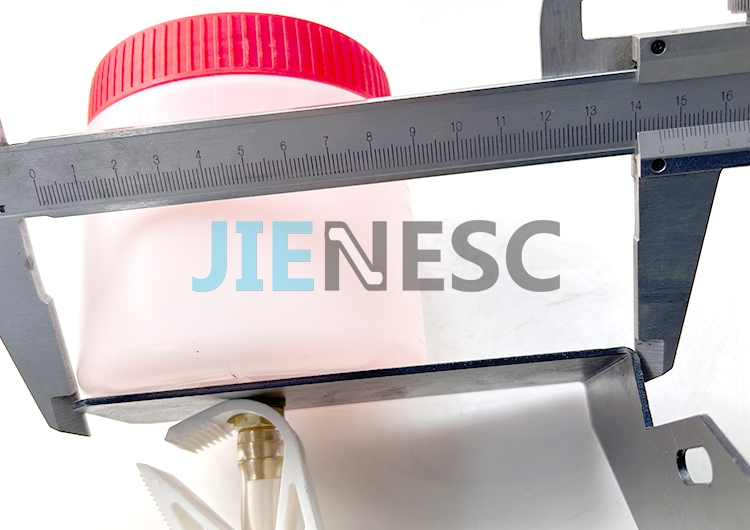 SMS312448 Escalator Step Chain Lubricating Unit RHS With Bracket And Brush From Factory