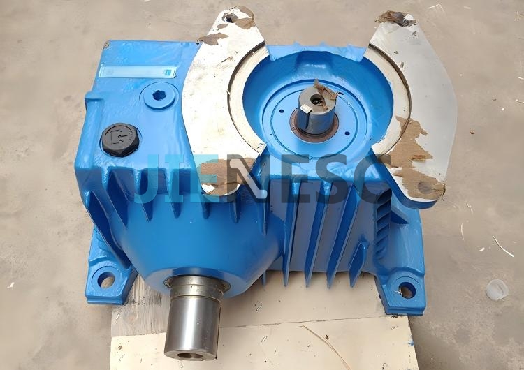 CG35-125 Z575015 9300 Escalator Worm Gear From Factory
