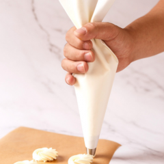 Cotton icing bag