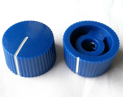 1PC  Blue Plastic round bakelite potentiometer Knob for Guitar Effect Pedal 6.4mm Hole Diameter YDPN-12