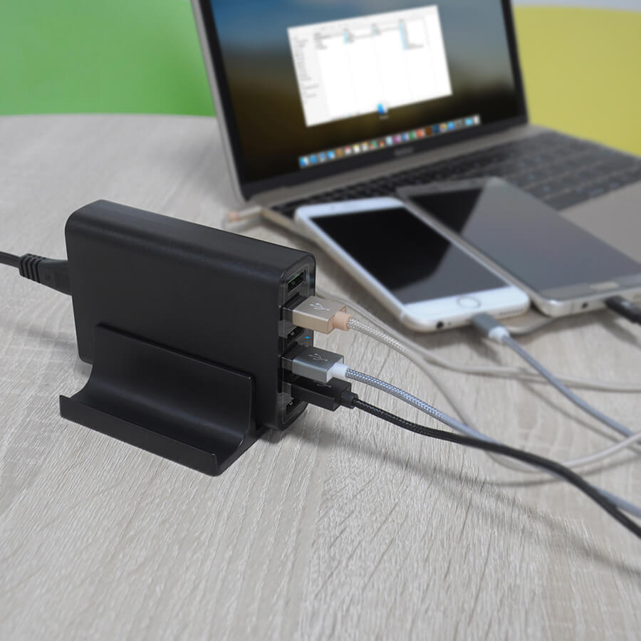 multi USB charger station