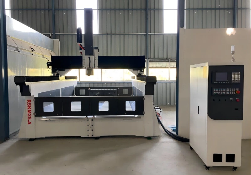 5 axis cnc router RSKM25-A under customer place 