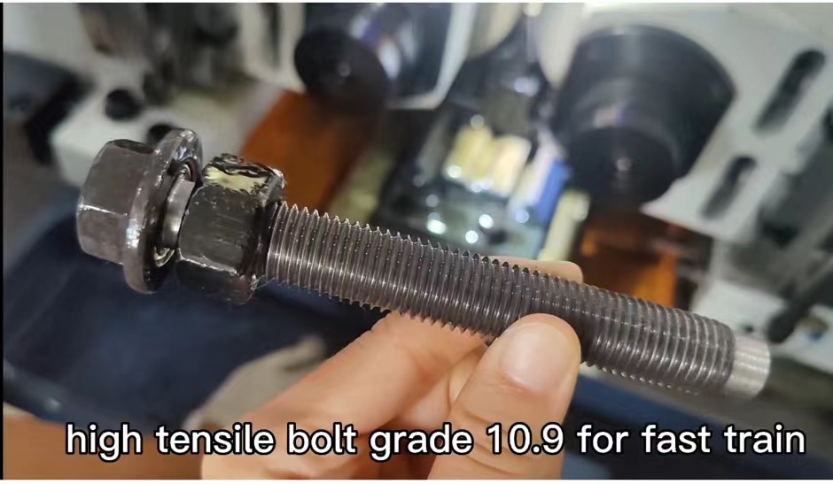 10.9 grade bolt for fast train