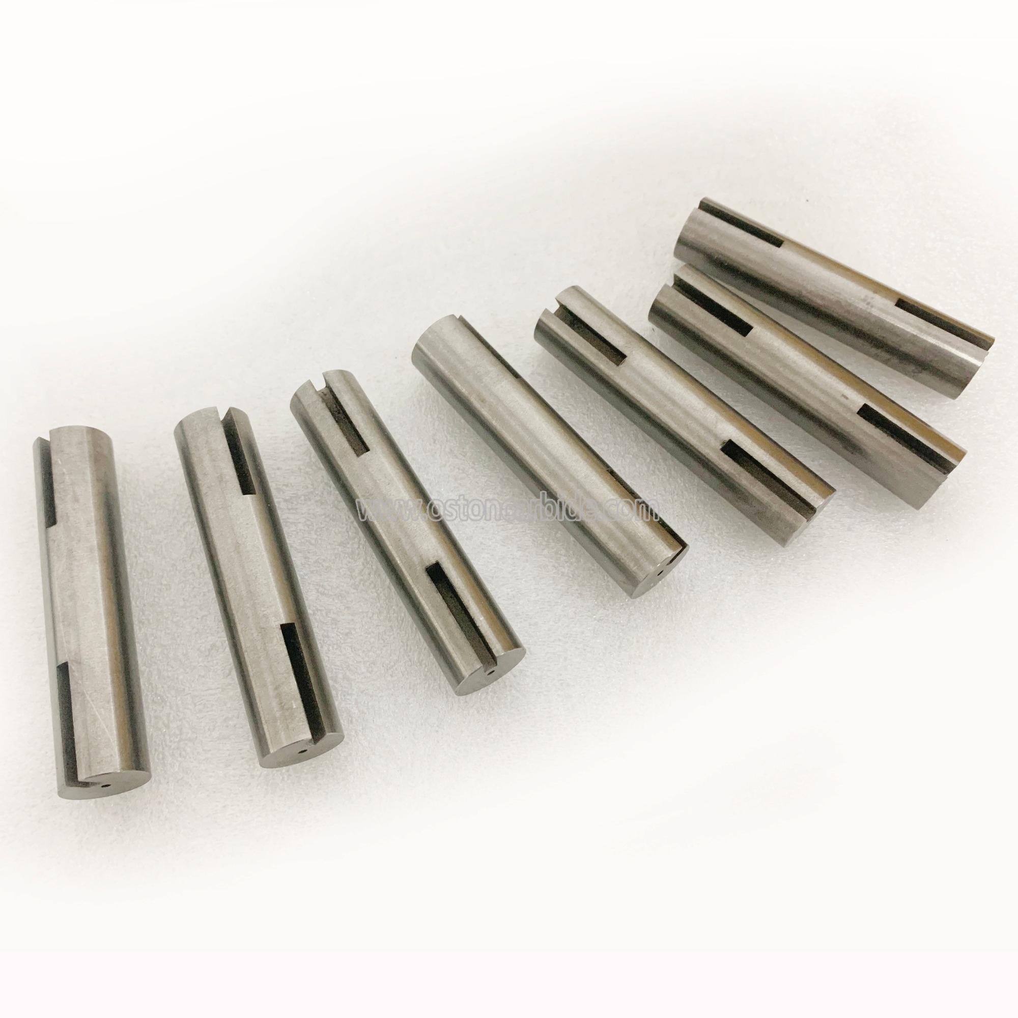 Carbide Wear Stud Pins
