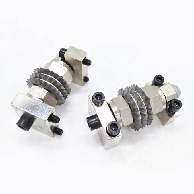 How to ensure the long service life of carbide bush hammer roller wheels?