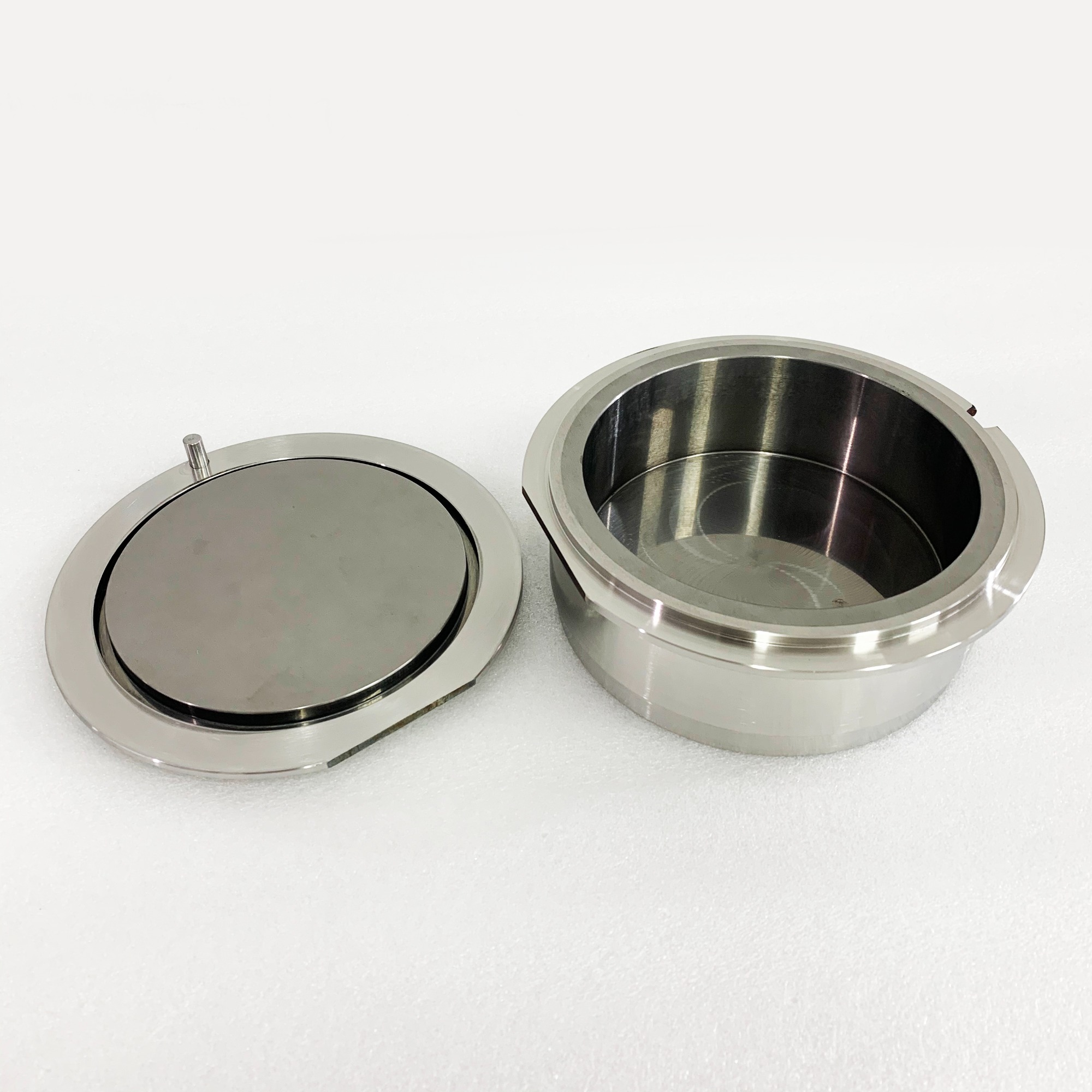 tungsten carbide sealed grinding tank