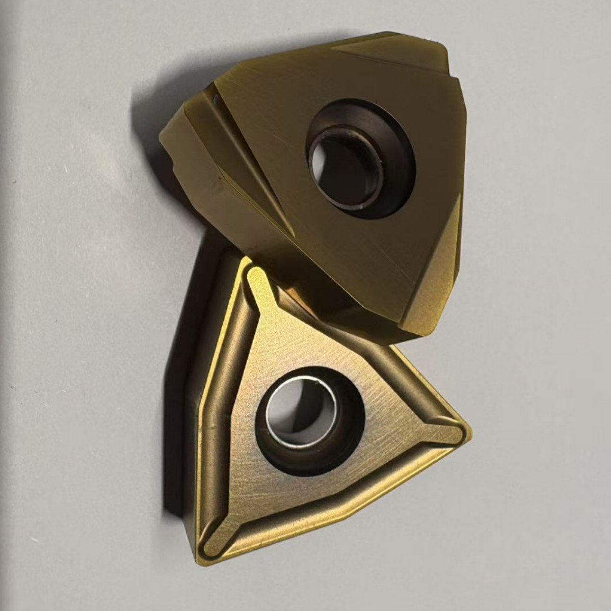 Honing technology for tungsten carbide cutting tools