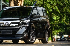 FW165_ TOYOTA Vellfire