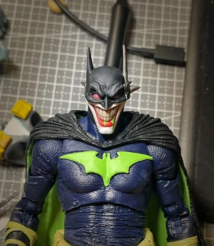 McFarlane  Laughing Batman headsculpt