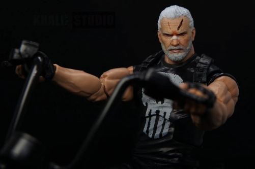 Mezco Beard punisherr headsculpt 1:12