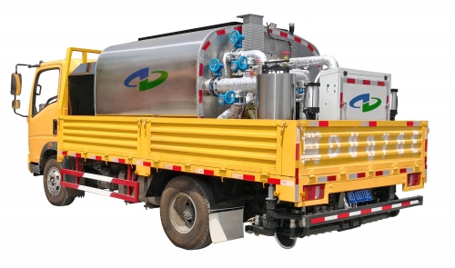5000L Truck-attached Bitumen Sprayer