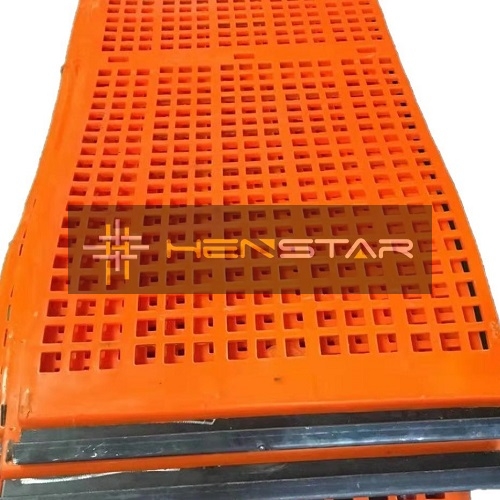 Tensioned polyurethane screen panel