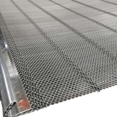 Self cleaning screen mesh