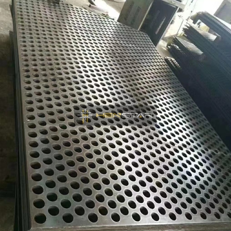 Perforated metal screen mesh