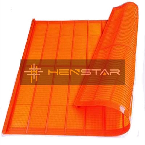 Tensioned polyurethane fine screen mesh