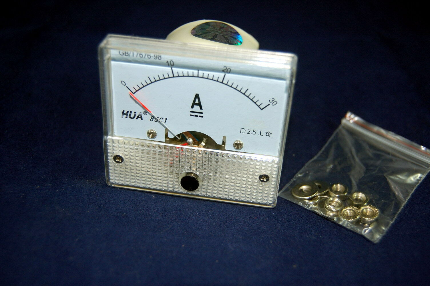DC 30A Analog Ammeter Panel AMP Current Meter 85C1 0-30A DC directly Connect