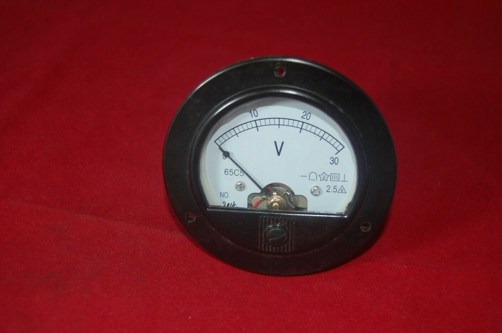 DC 0-30V Round Analog Voltmeter Voltage Panel Meter Dia. 90mm directly Connect