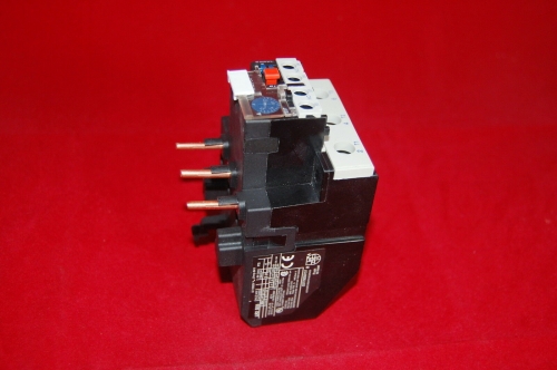 1PC NEW IN BOX FITS LR2 D3359 THERMAL OVERLOAD Relay 48-65A