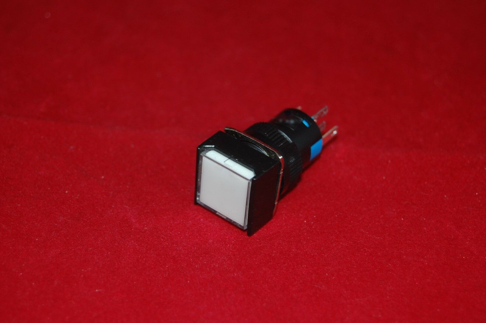 2PCS 16MM White Square Maintained PUSH BUTTON LED ILLUMINATED 24V AC/DC 5 PINS