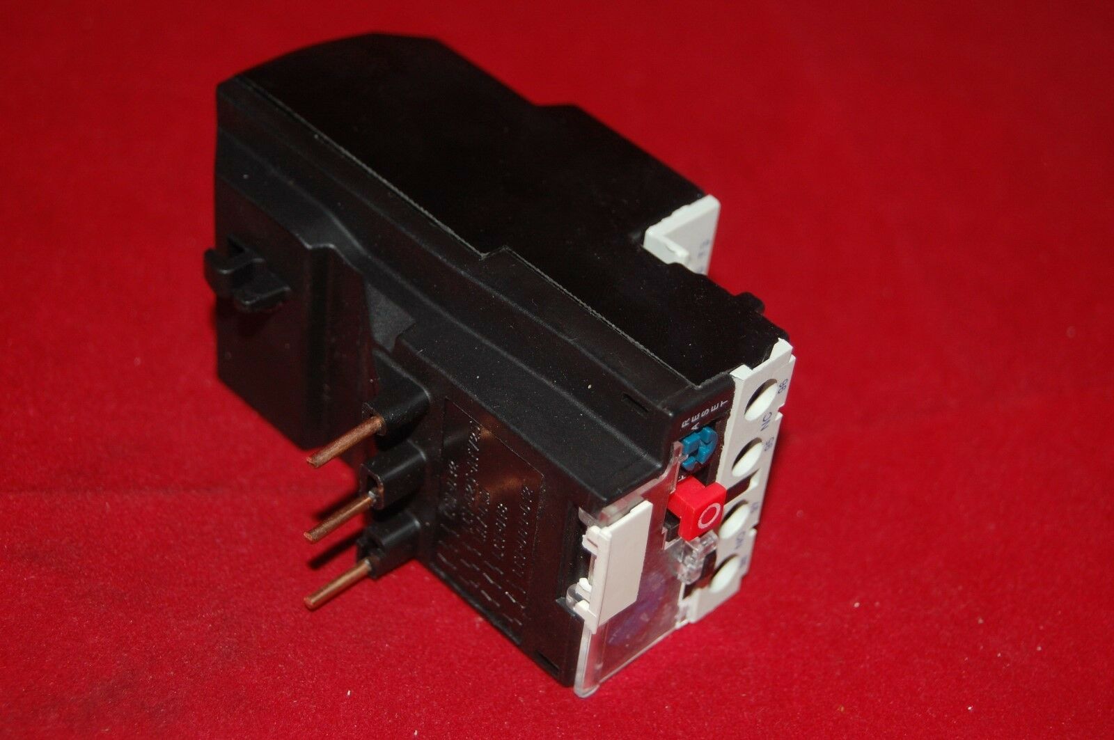 ONE NEW IN BOX FITS LR2 D1303 THERMAL OVERLOAD Relay 0.25-0.40A