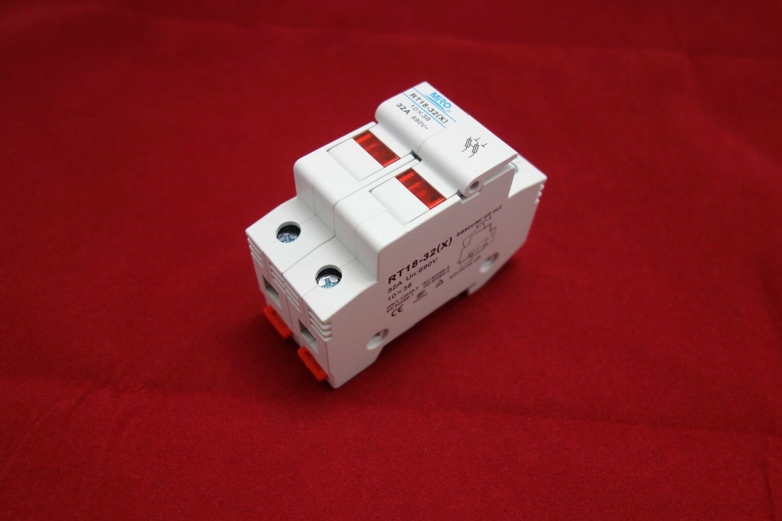 1PC 2 Poles Din Rail Mounting RT18-32 Fuse Holder for 10x38MM Fuse link